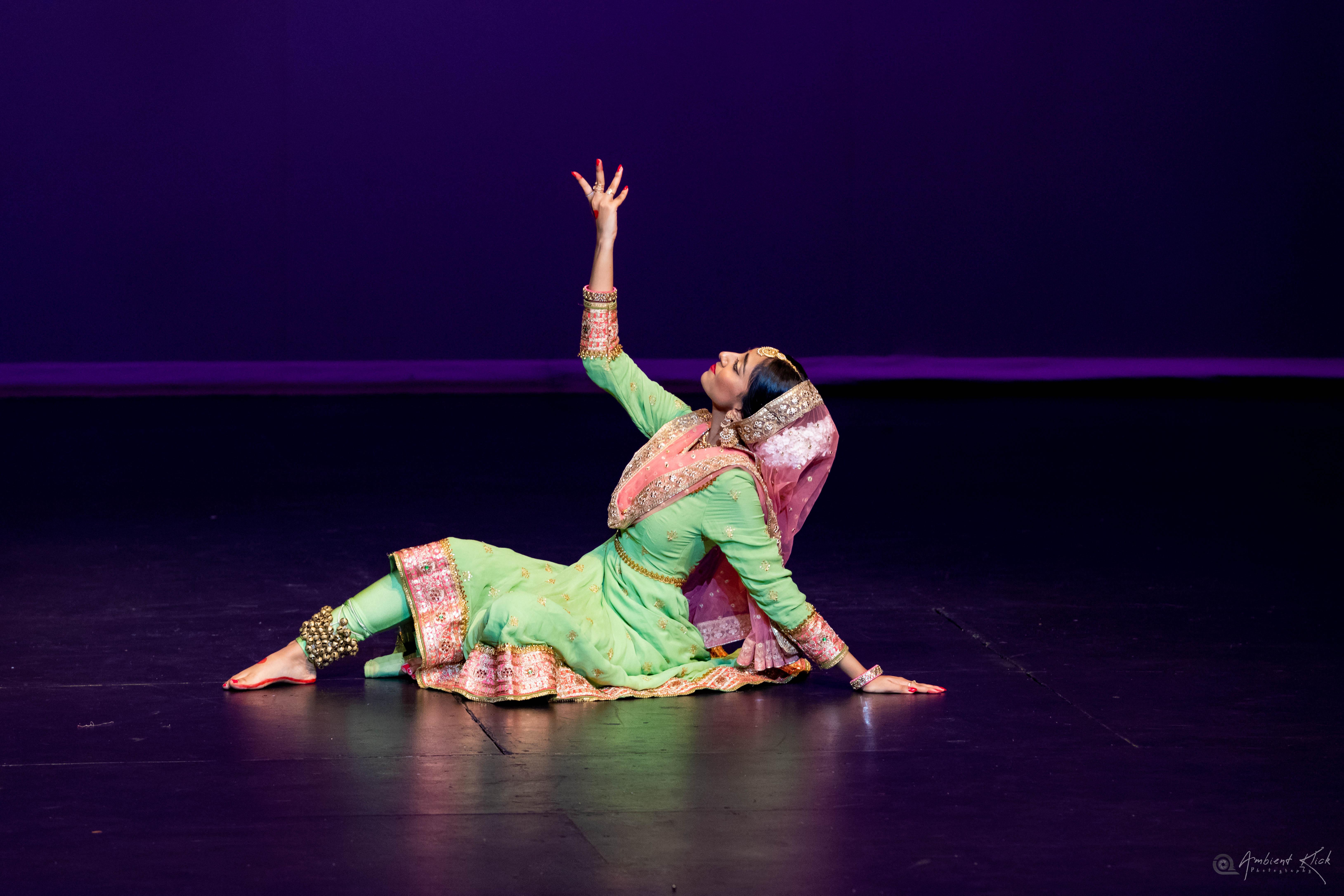 Thea's Rangmanch Pravesh