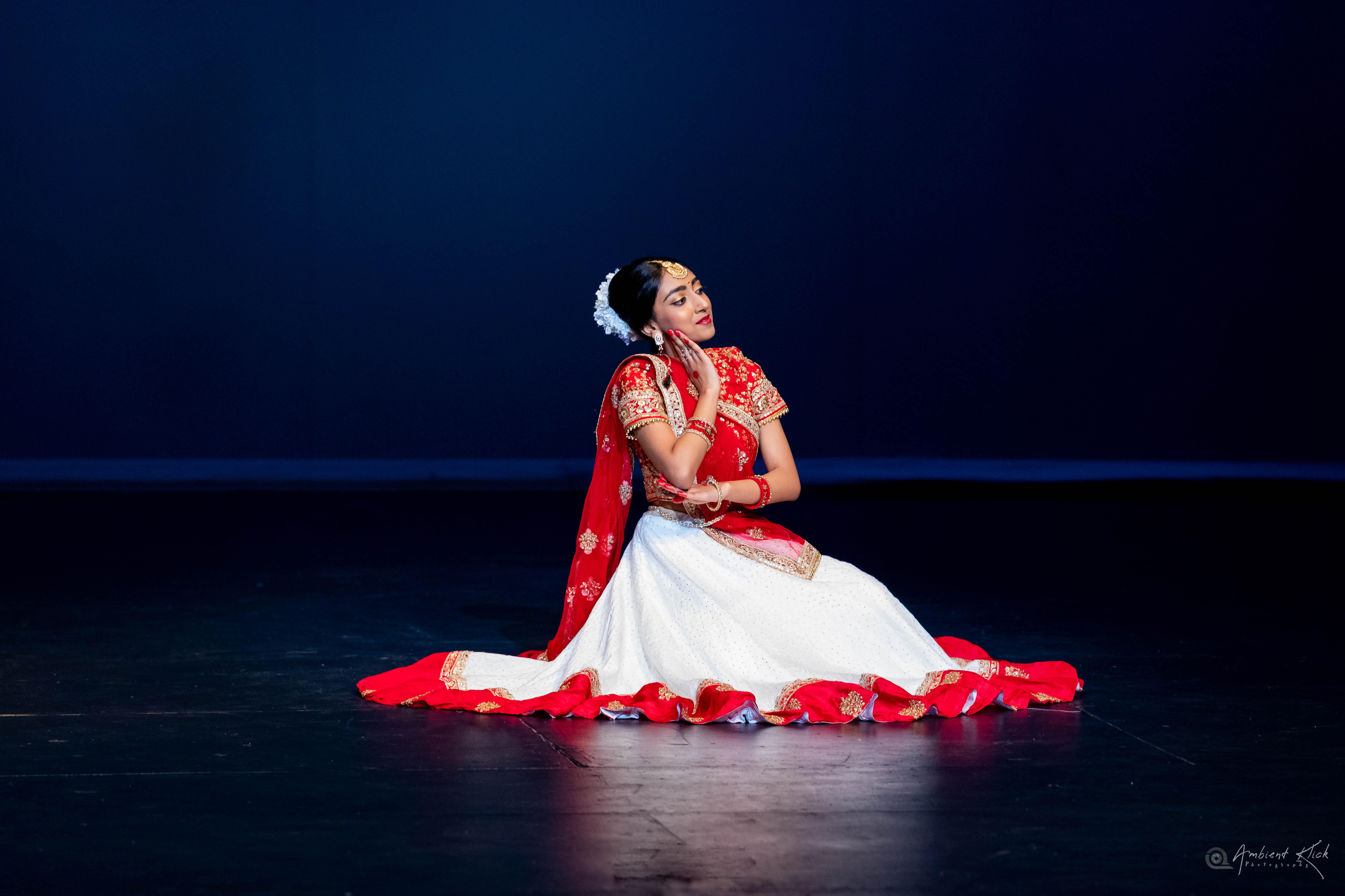 Thea's Rangmanch Pravesh
